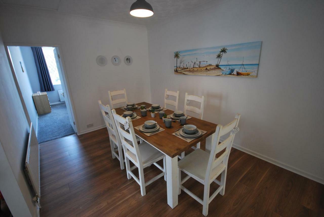Belle'S Bungalow Villa Cleveleys Buitenkant foto